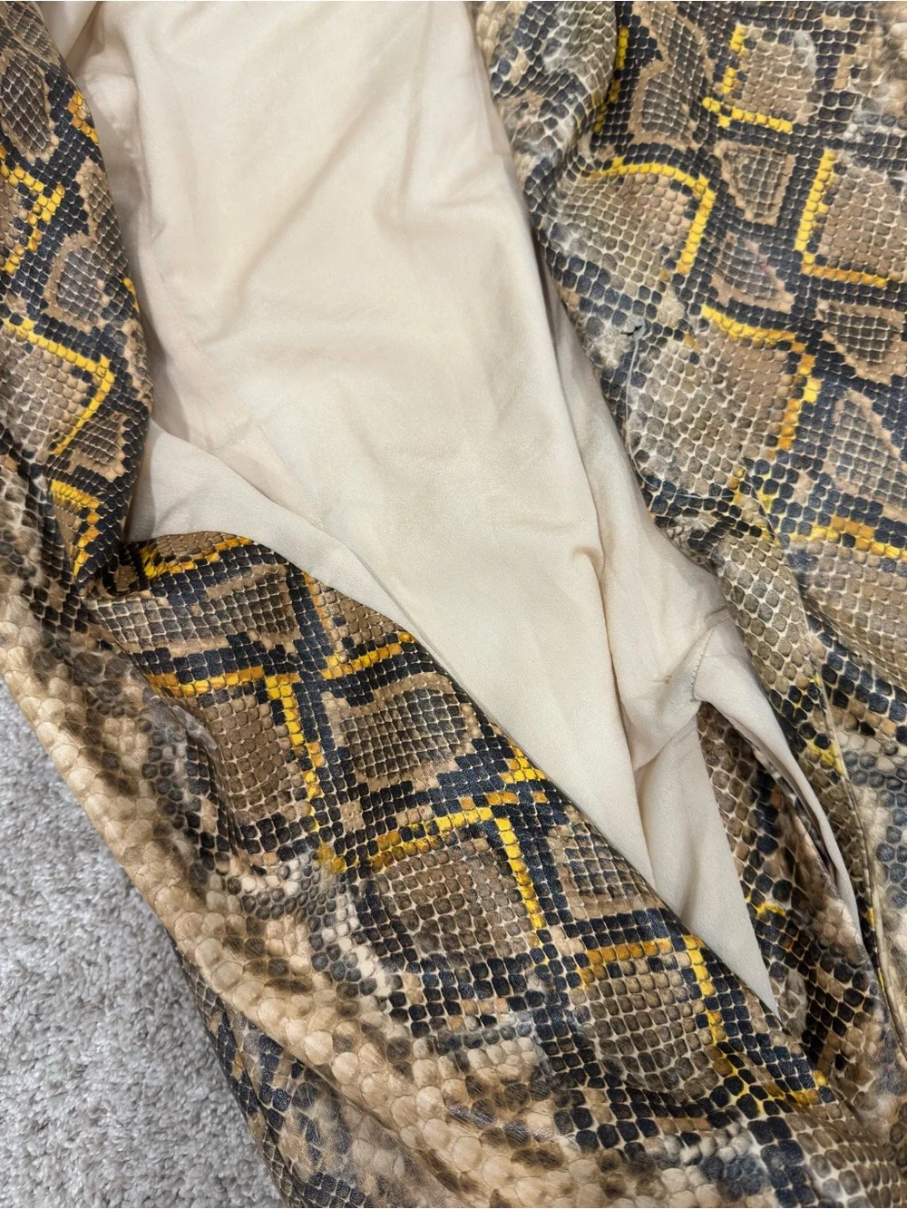 Retro AKIRA Snake-Print Trench Coat - Beige with Baby and Banana Yellow Accents